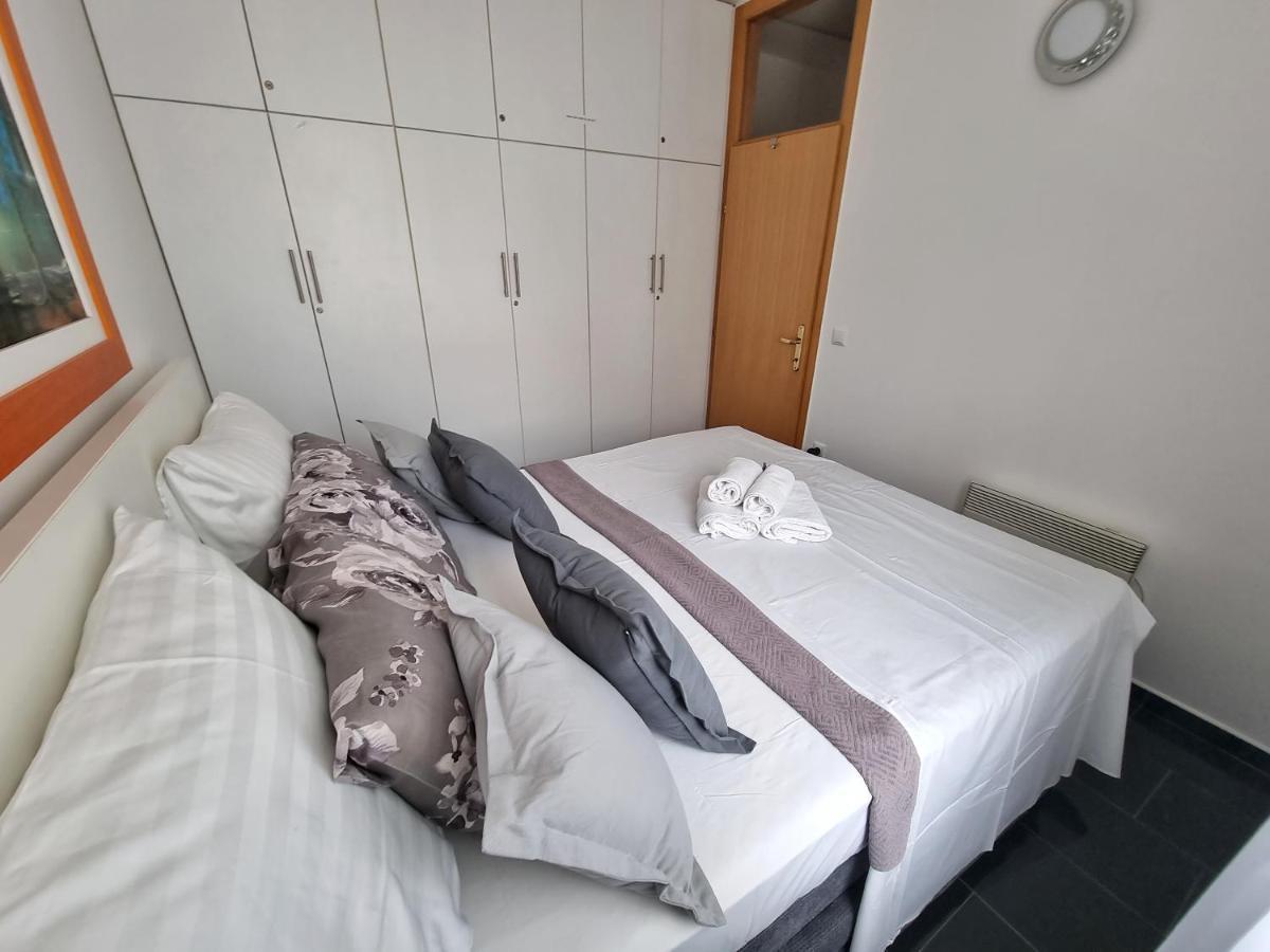 Deluxe Novalja Lägenhet Exteriör bild